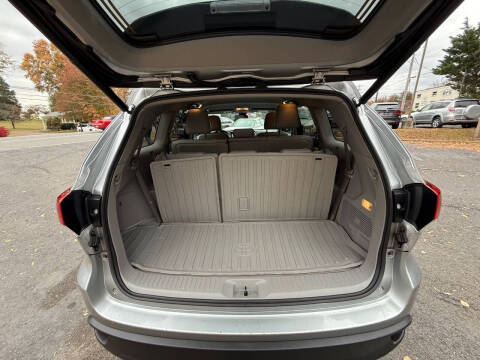 2017 Toyota Highlander LE Plus