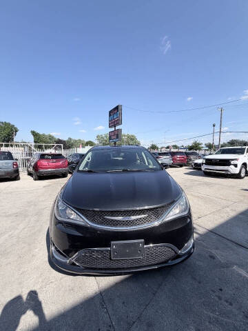 2019 Chrysler Pacifica Touring L