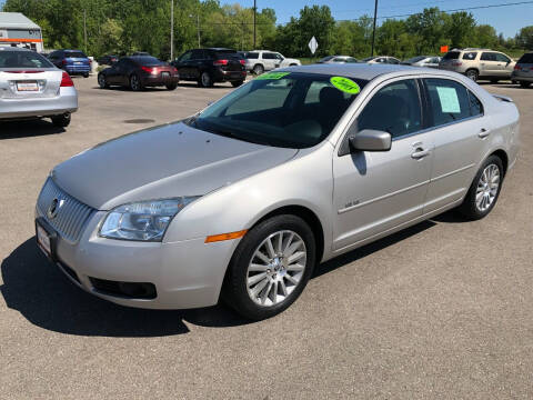 2008 Mercury Milan for sale at Car Corral in Kenosha WI