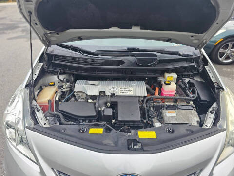 2012 Toyota Prius v Three