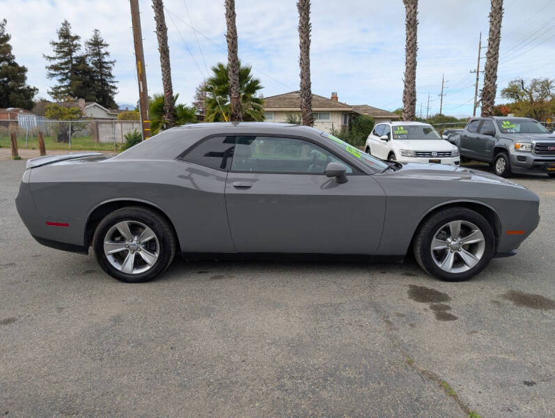 2018 Dodge Challenger SXT