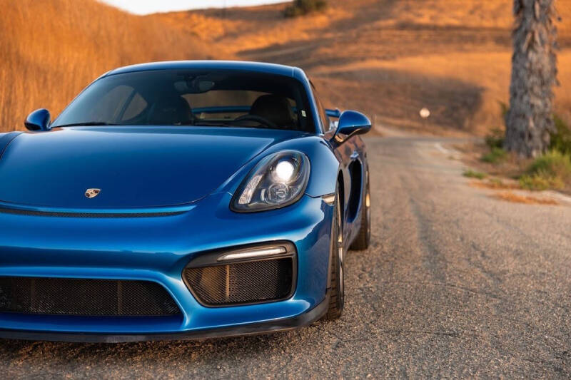 2016 Porsche Cayman GT4