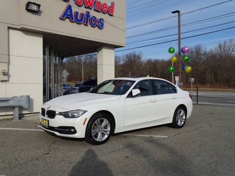 2017 BMW 3 Series for sale at KING RICHARDS AUTO CENTER in East Providence RI