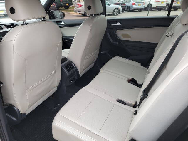 2021 Volkswagen Tiguan SE R-Line Black