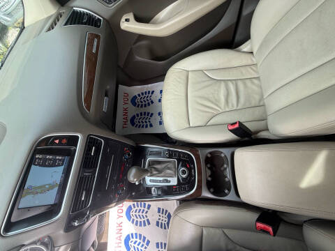 2011 Audi Q5 3.2 quattro Premium Plus