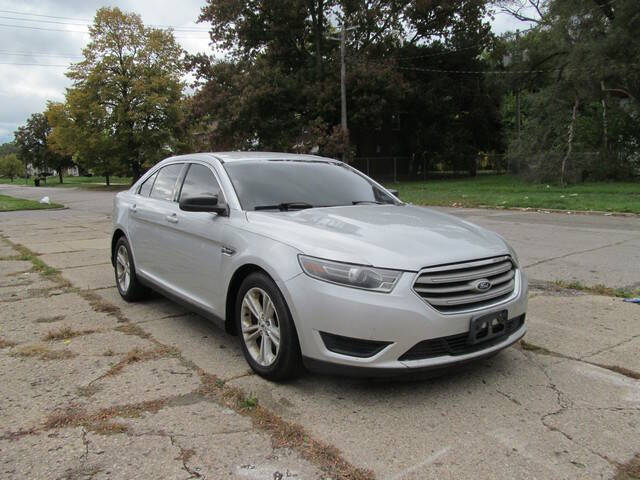 2015 Ford Taurus