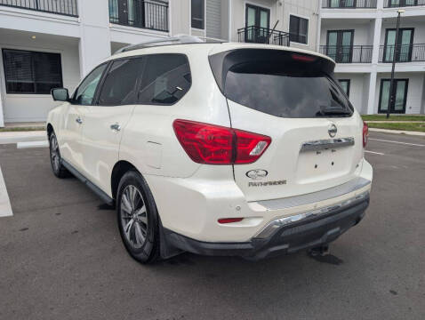 2018 Nissan Pathfinder S