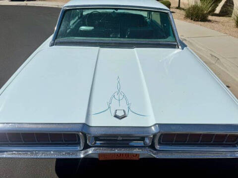 1965 Ford Thunderbird