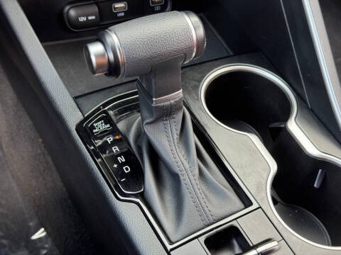 2023 Kia K5