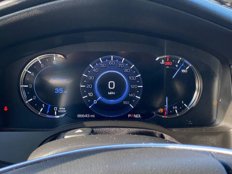 2017 Cadillac Escalade Luxury