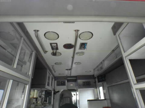 2015 Freightliner M2 106
