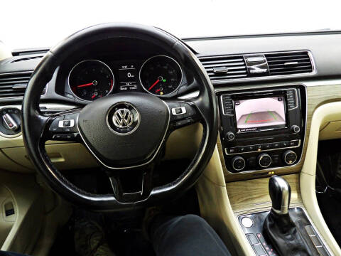 2018 Volkswagen Passat 2.0T SE