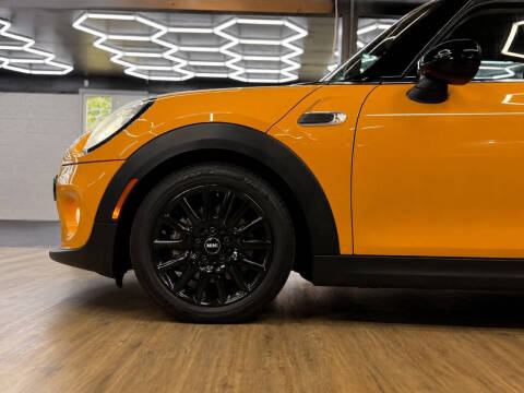2018 MINI Hardtop 2 Door Cooper