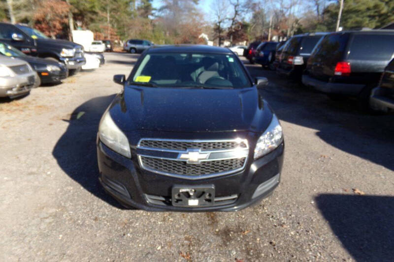 2013 Chevrolet Malibu 1LT photo 2