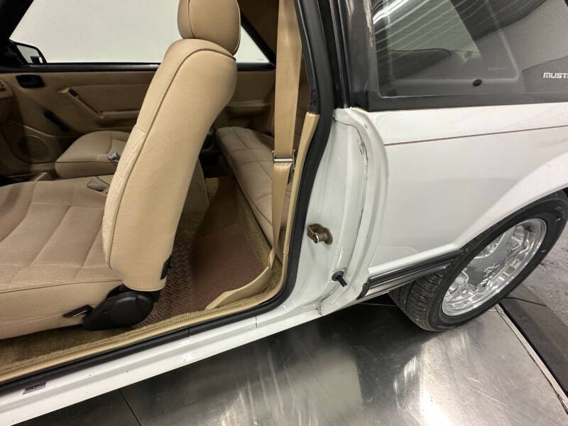 1987 Ford Mustang LX