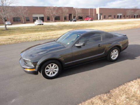 2007 Ford Mustang V6 Deluxe