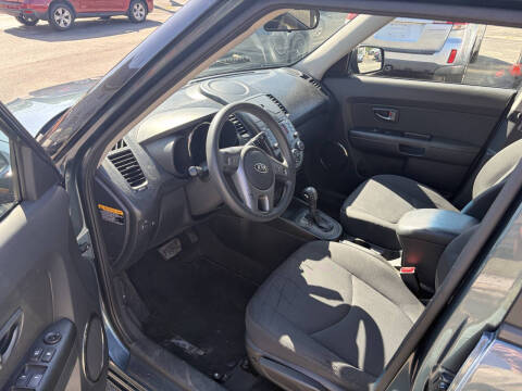 2011 Kia Soul +