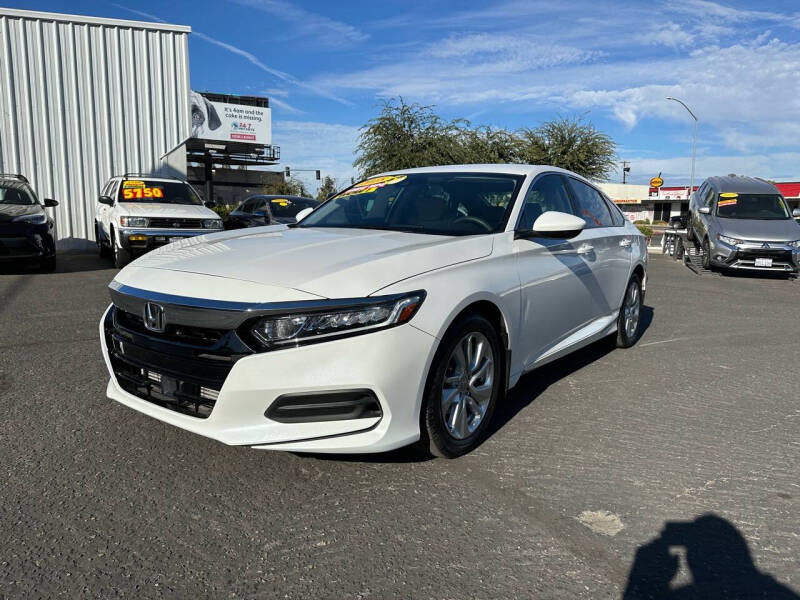 2018 Honda Accord LX photo 5