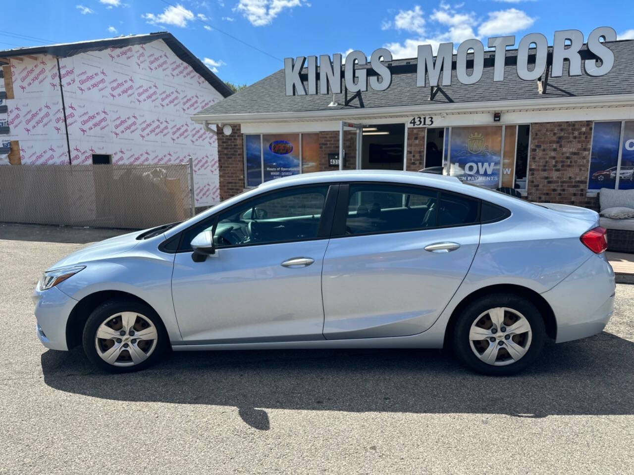 2018 Chevrolet Cruze for sale at Kings Motors in Dayton, OH