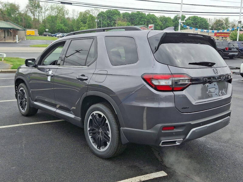 2026 Honda Pilot Touring Blackout