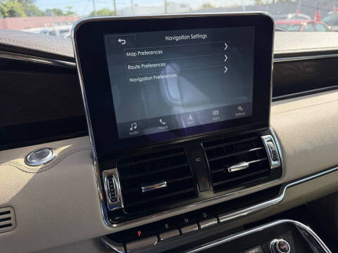 2018 Lincoln Navigator Select