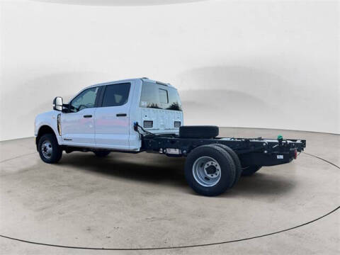 2025 Ford F-350 Super Duty XL