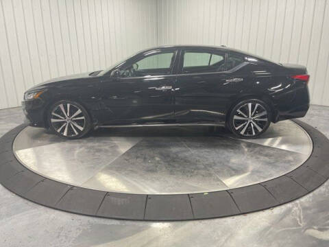 2020 Nissan Altima for sale at HILAND TOYOTA in Moline IL