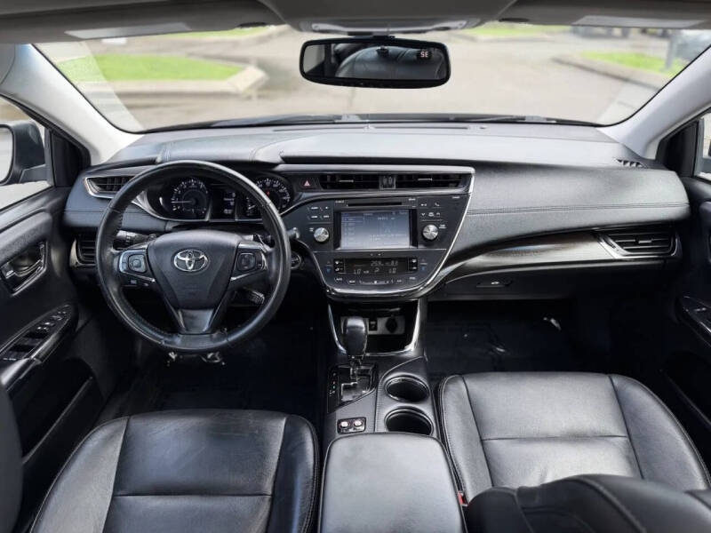 2016 Toyota Avalon