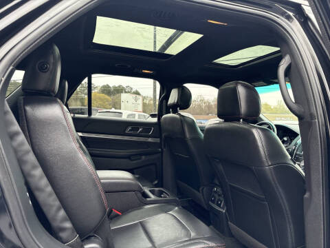 2017 Ford Explorer Sport