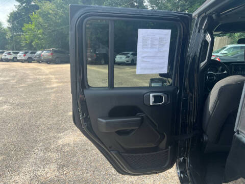 2023 Jeep Gladiator Sport S