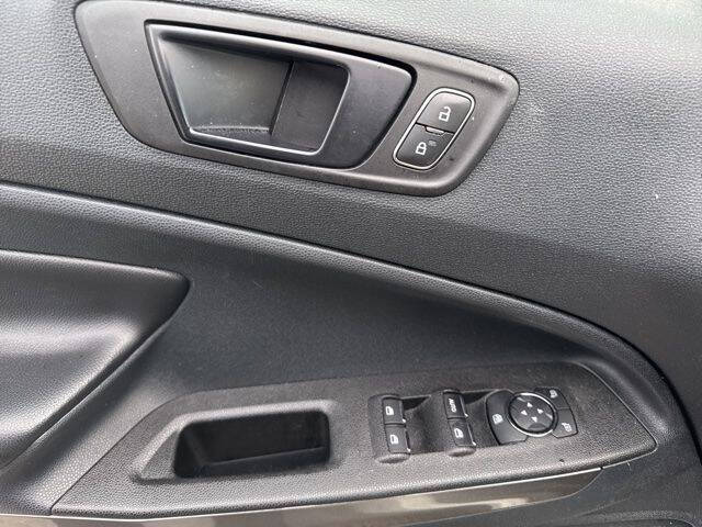 2022 Ford EcoSport SES