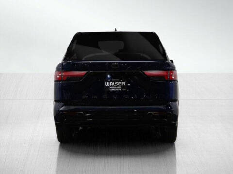 2024 Toyota Sequoia Platinum