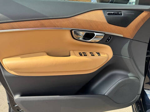 2019 Volvo XC90 T6 Inscription