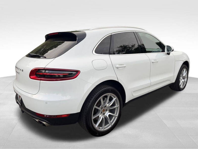 2015 Porsche Macan S