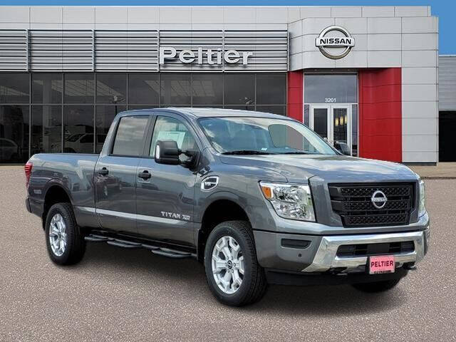 2023 Nissan Titan XD SV