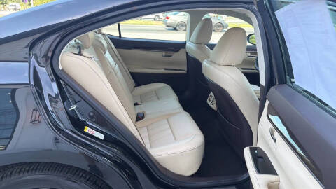 2017 Lexus ES 350