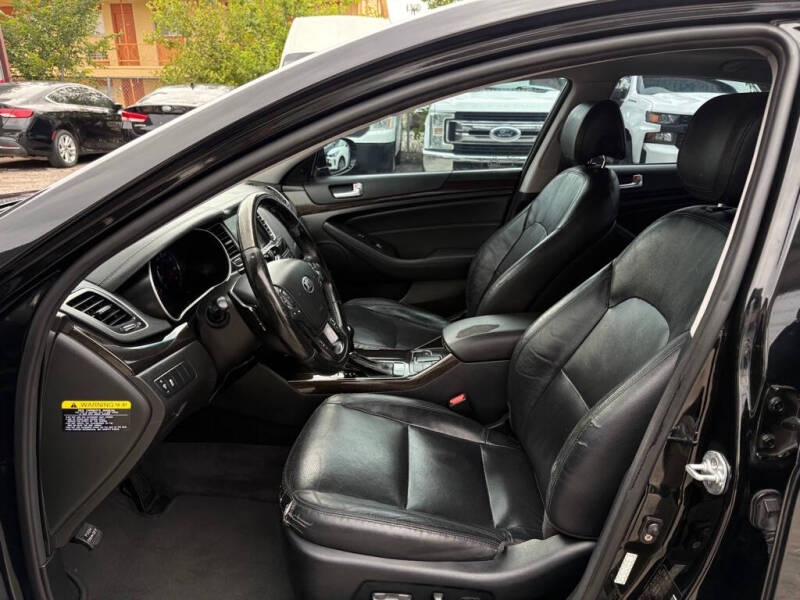 2016 Kia Cadenza