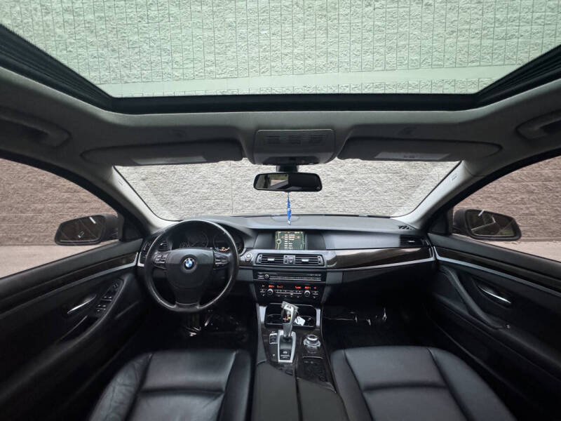 2012 BMW 5 Series 528i xDrive