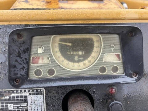 1983 Ford 555