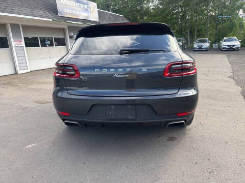 2017 Porsche Macan