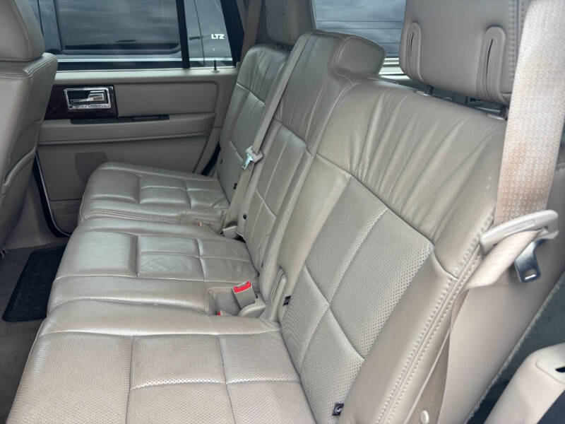 2014 Lincoln Navigator