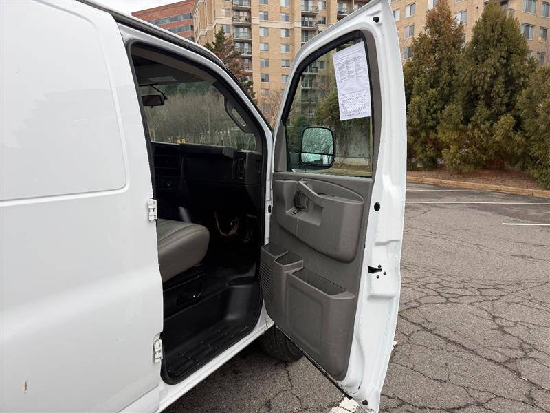 2021 Chevrolet Express 2500