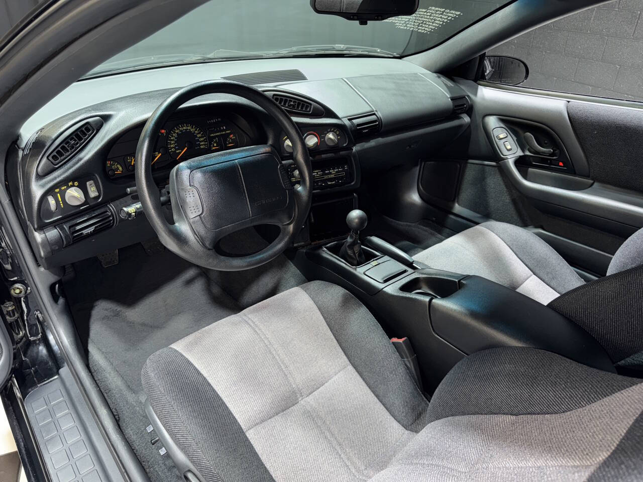 1993 Chevrolet Camaro 2