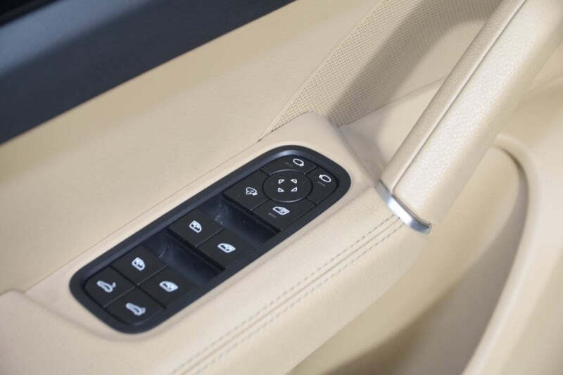 2022 Porsche Cayenne Platinum Edition