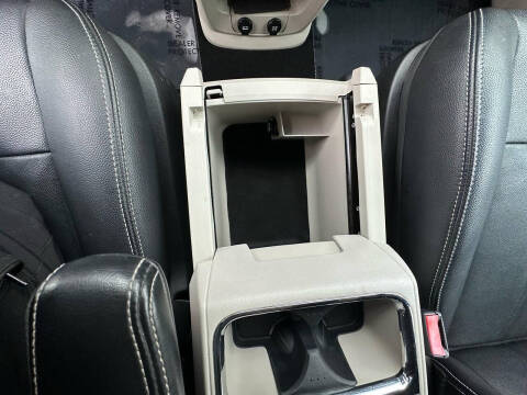 2016 Chrysler Town and Country Touring