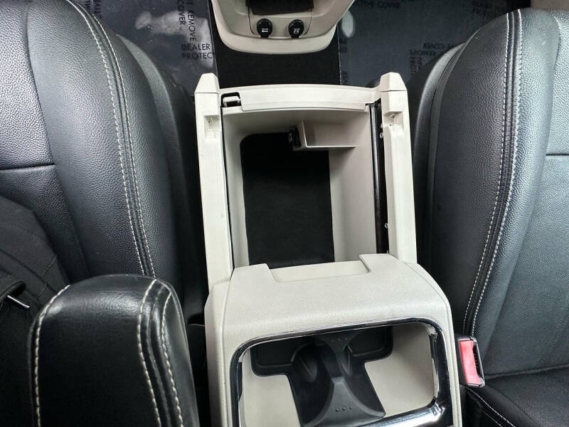 2016 Chrysler Town and Country Touring