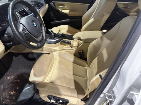 2017 BMW 3 Series 330i