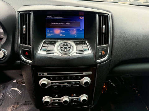 2012 Nissan Maxima