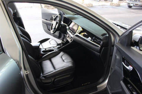 2022 Kia Niro EX Premium