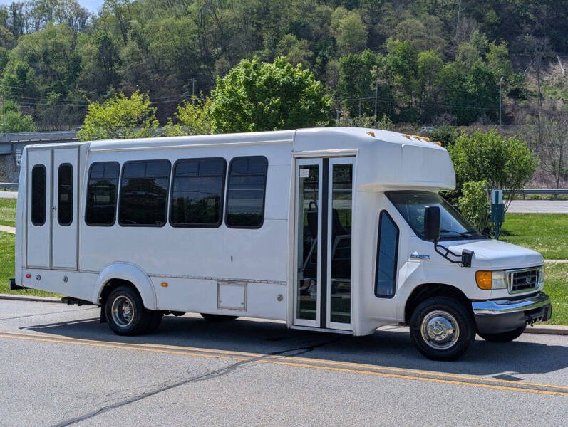 2007 Ford E-Series E-450 SD